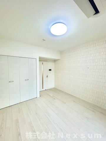 居室・リビング　こちらのリビングで趣味の時間をお楽しみください