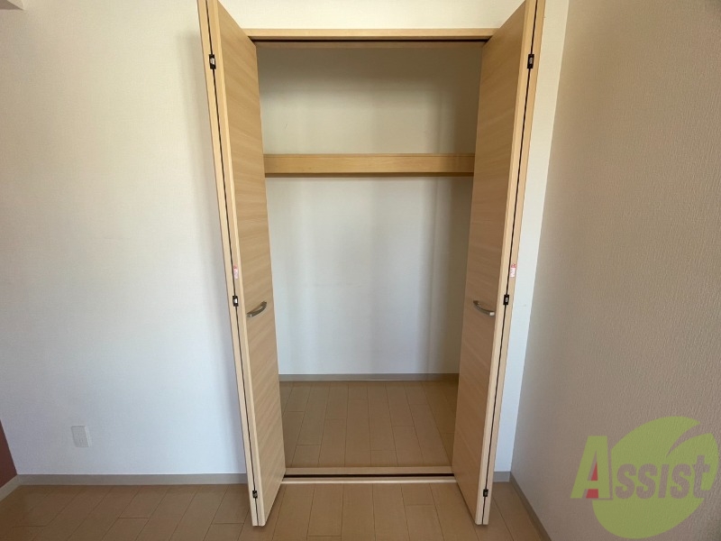 収納　クローゼットがありました。お洋服や荷物はここへ