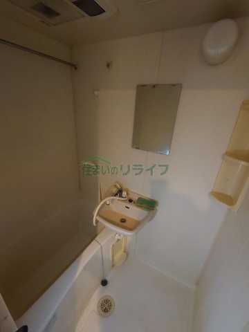 バス・シャワールーム　別部屋参考写真