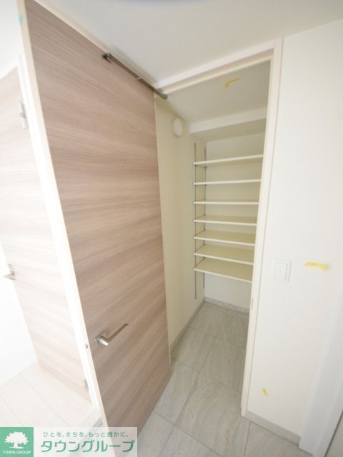 収納　シューズインクローゼット