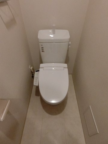 トイレ　別部屋参考画像