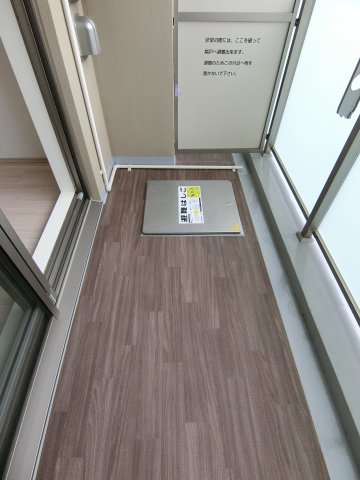 バルコニー　別部屋参考画像