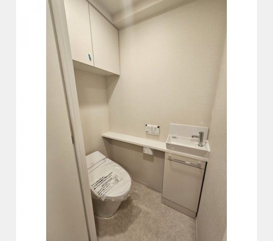 トイレ　※別部屋の参考写真です。