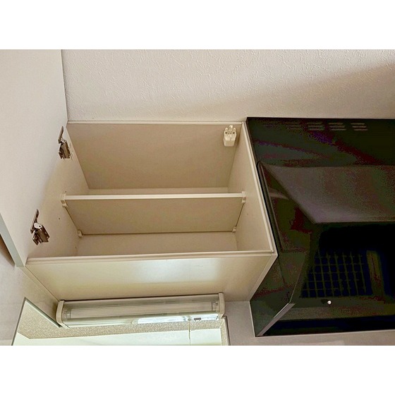 キッチン　上部収納