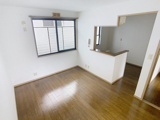 居室・リビング　2025年11月撮影※現況を優先します。