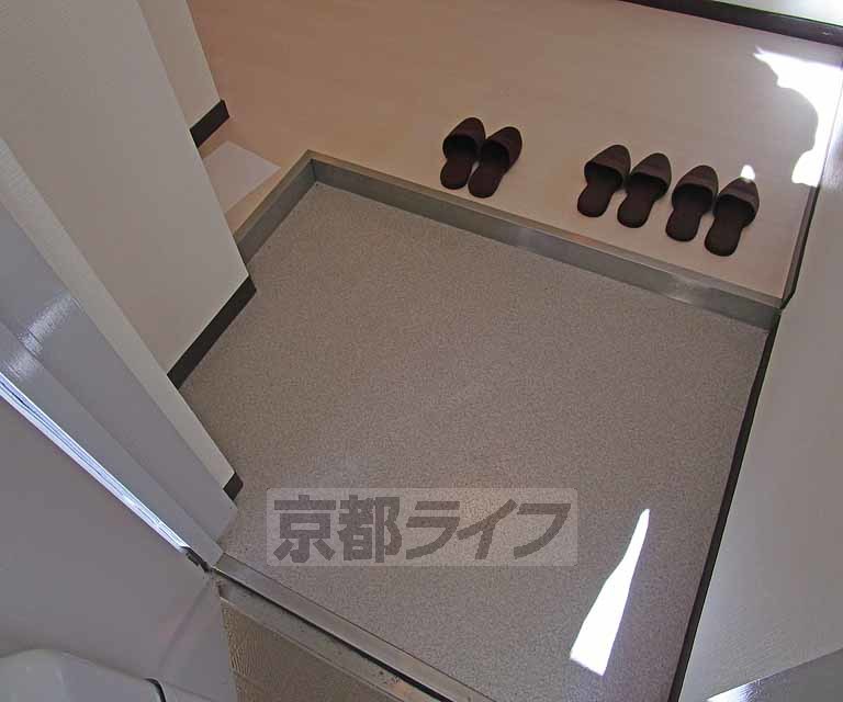 玄関　玄関です。
