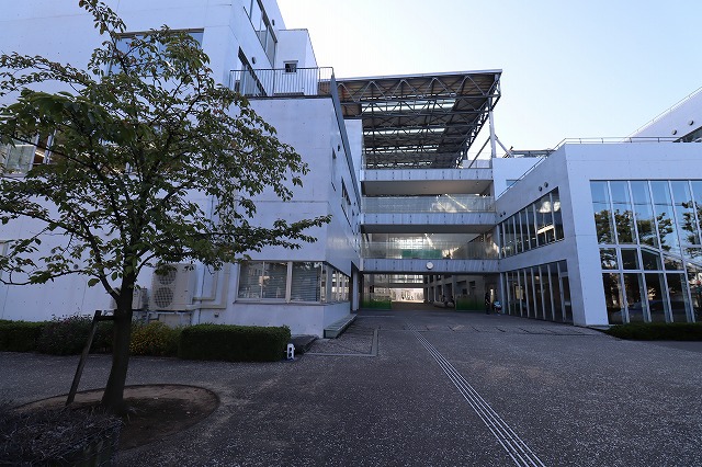 小学校　芝園小学校（小学校）まで380m