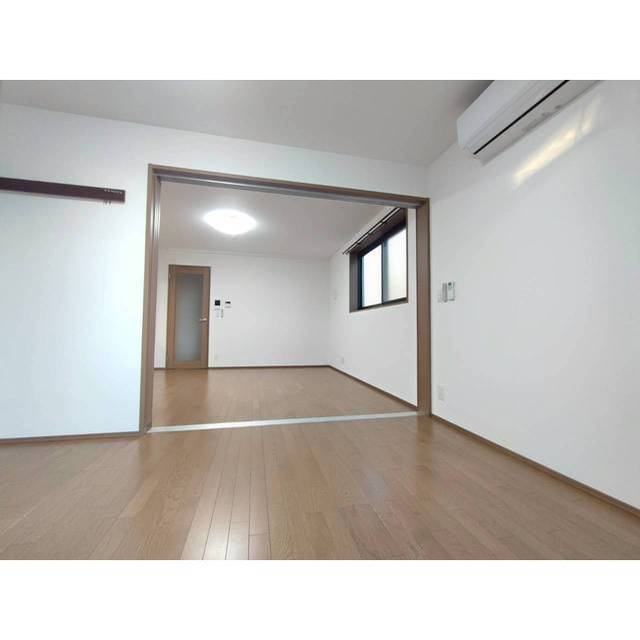 その他部屋・スペース　洋室約７．４帖