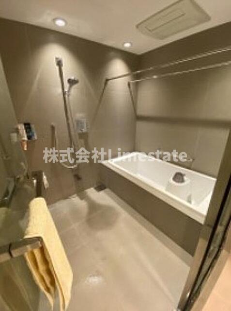 バス・シャワールーム　別部屋参考写真