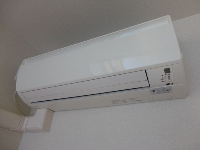 その他設備　夏冬嬉しいエアコン付