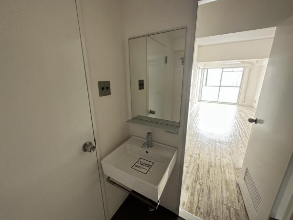 洗面設備　独立洗面台！