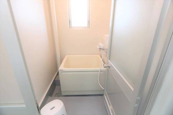 バス・シャワールーム　モデルルームの写真です