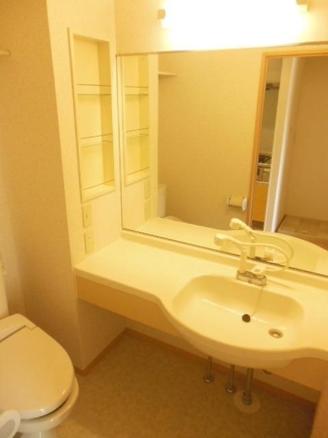 洗面設備　★大きな鏡の洗面台★