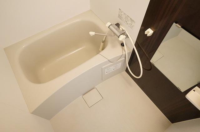 バス・シャワールーム　浴室