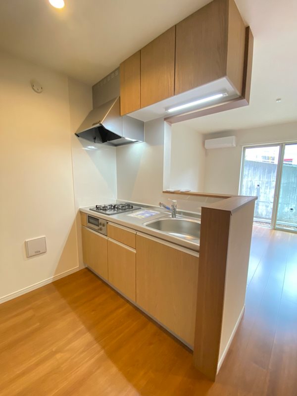 キッチン　グリル付きシステムキッチンです。