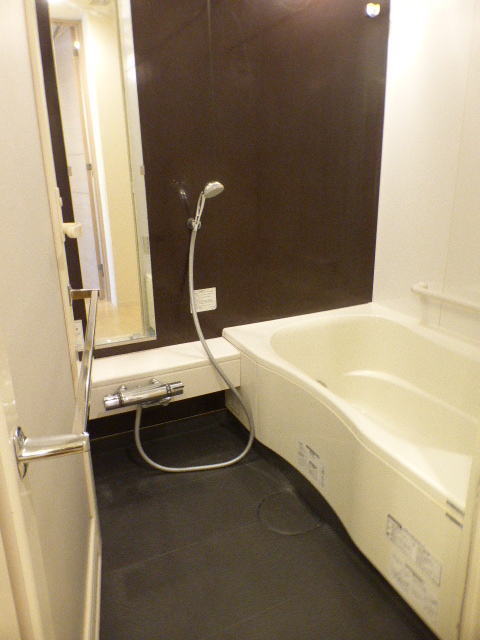 バス・シャワールーム　バス