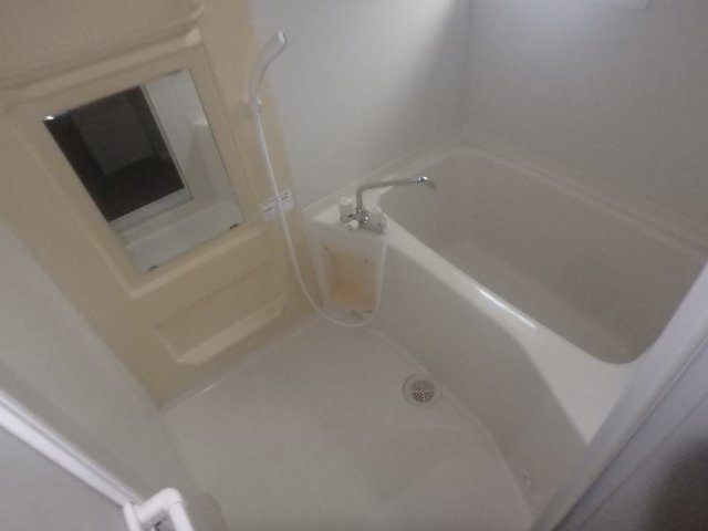 バス・シャワールーム　ゆったり過ごせるお風呂です