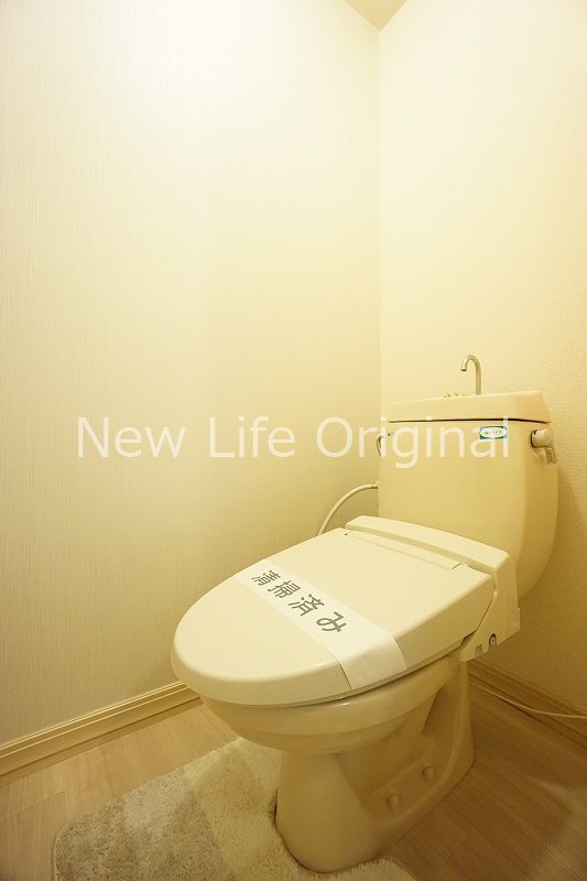 トイレ　あると嬉しい温水洗浄便座付きトイレ☆