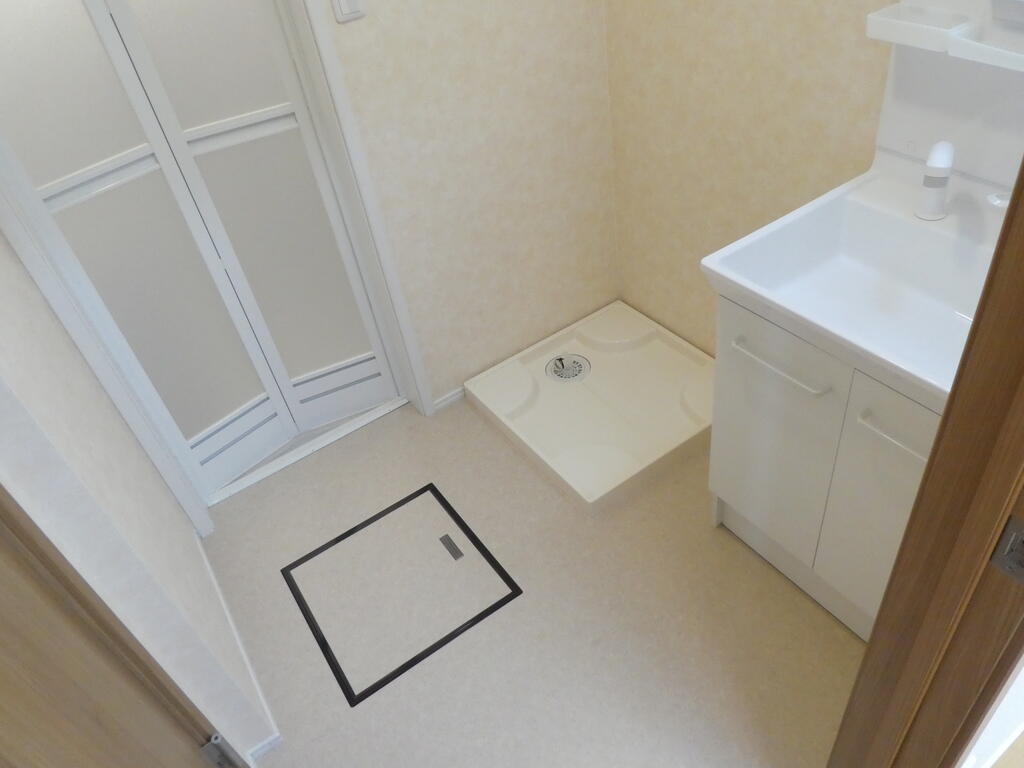 洗面設備　シャワー付き洗面台♪