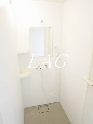 バス・シャワールーム　シャワールームになります。