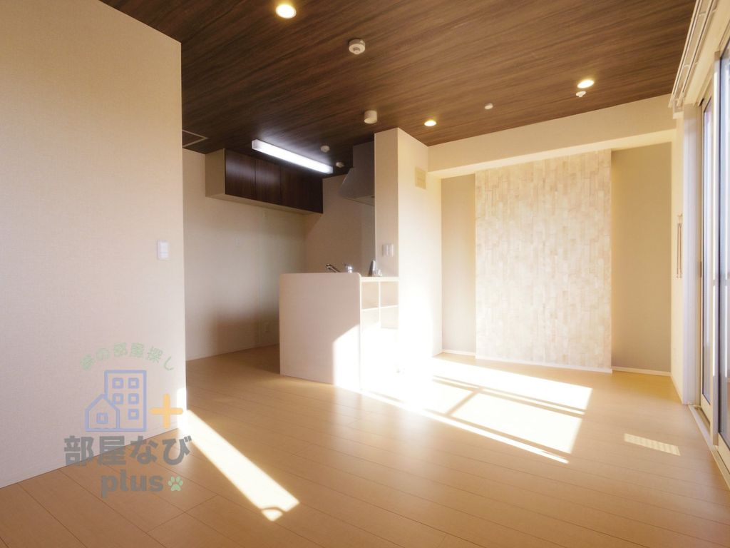 居室・リビング　※他号室写真です