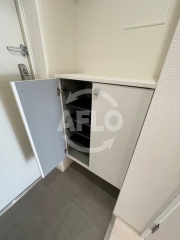 収納　セオリー天王寺南DOOR　シューズボックス