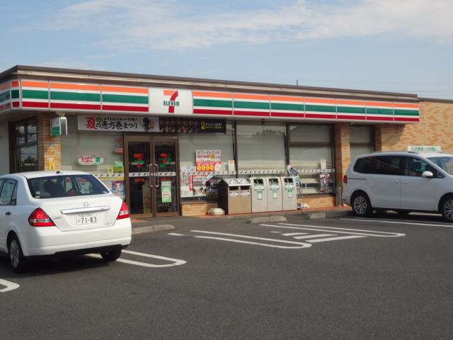 コンビニ　セブンイレブン（コンビニ）まで100m