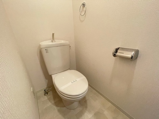 トイレ　※別号室の写真です。