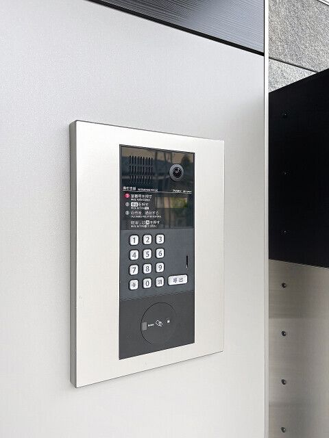 エントランス　防犯面もばっちりです！