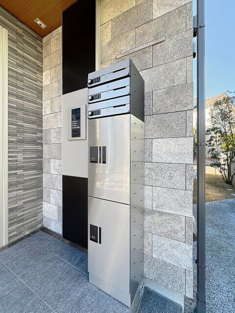 その他共有部分　宅配ボックスもあります♪