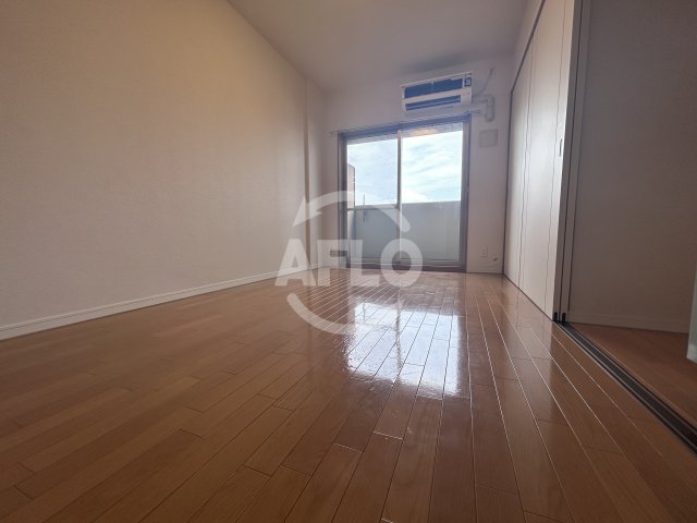 居室・リビング　プレッツァ新大阪　リビング