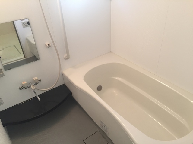 バス・シャワールーム　一坪風呂