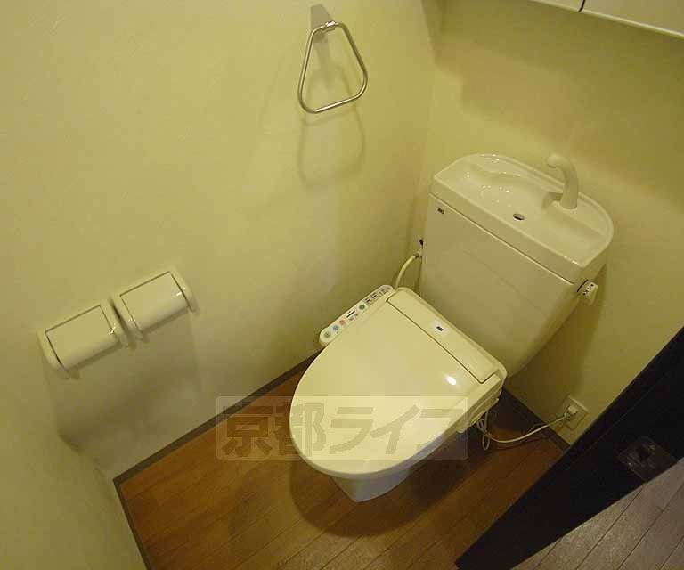 トイレ　ウォシュレット付きトイレ