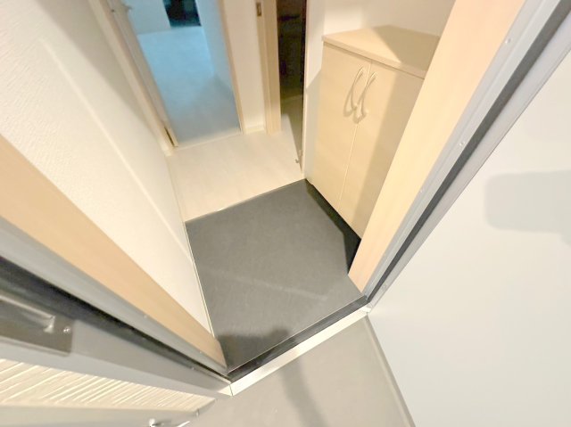 玄関　玄関が大きいと、とても解放感があります。