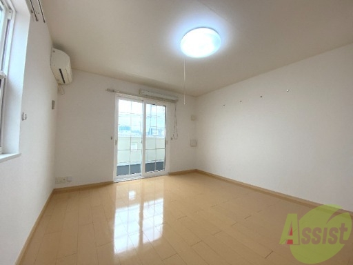 居室・リビング　広々としたリビングで快適に過ごせそうです。