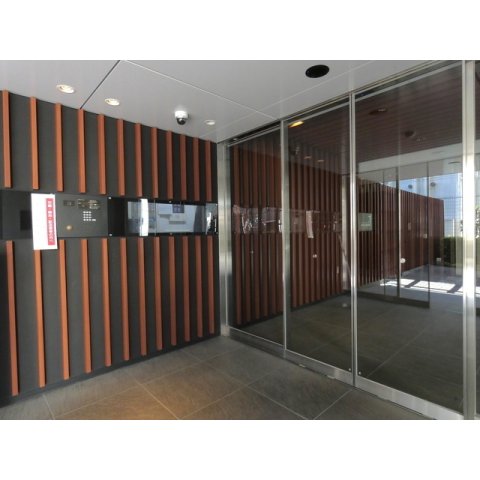 エントランス　エントランス