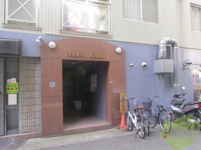 エントランス　入り口もとっても綺麗です。