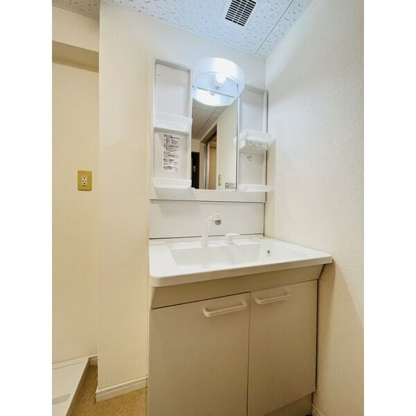 洗面設備　別室の参考写真です。※現況優先