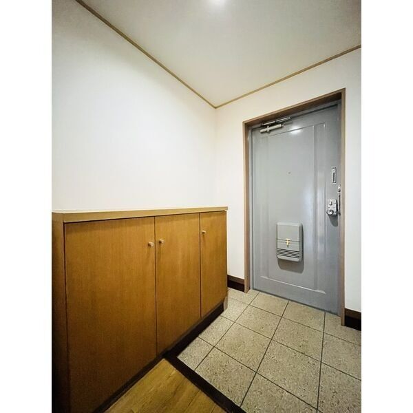 玄関　別室の参考写真です。※現況優先