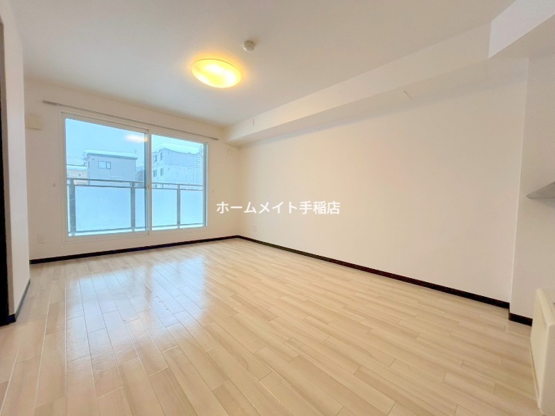 居室・リビング　広々リビングスペースございます！