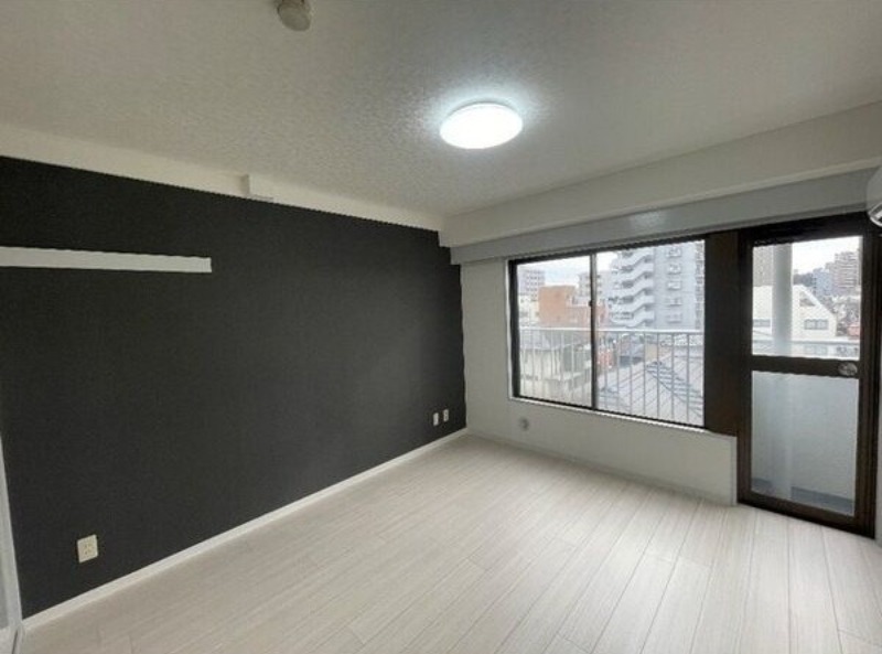 居室・リビング　図面と現状に相違がある場合には現状を優先