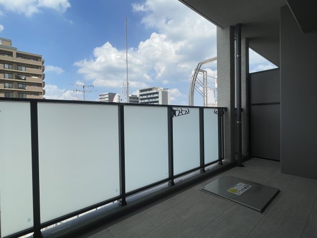 バルコニー　エル・セレーノ新大阪北　バルコニー