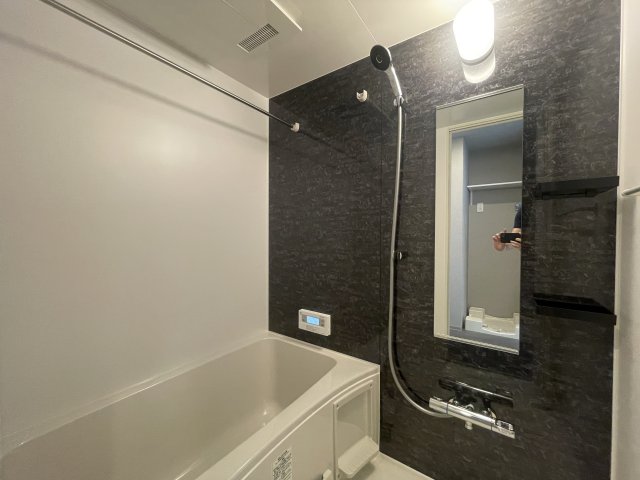 バス・シャワールーム　エル・セレーノ新大阪北　浴室
