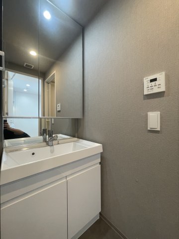 洗面設備　エル・セレーノ新大阪北　洗面台