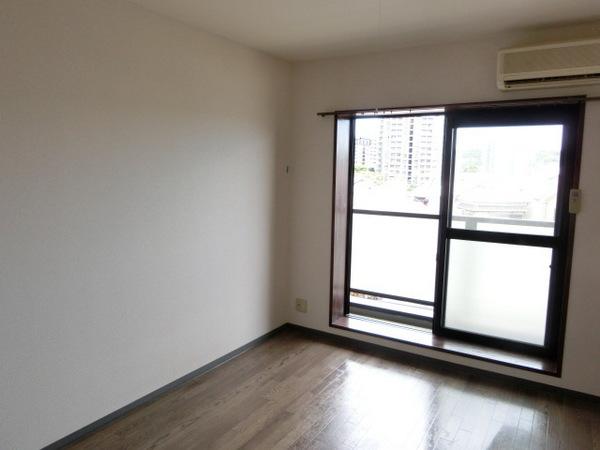 居室・リビング　広々リビング！