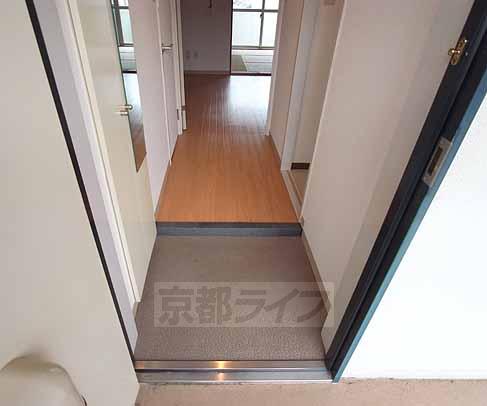 玄関　玄関です。