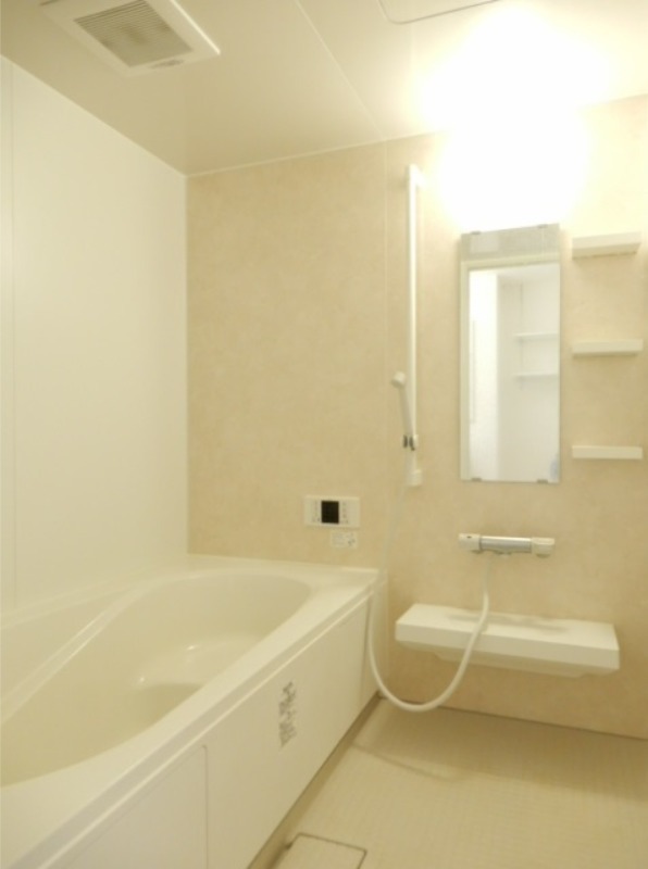 バス・シャワールーム　図面と現状に相違がある場合には現状を優先