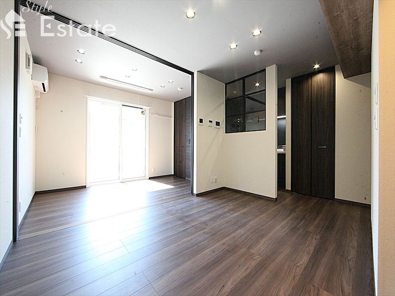 居室・リビング　内装