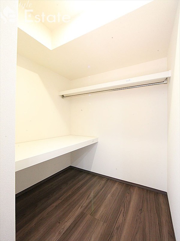 収納　ウォークインクローゼット