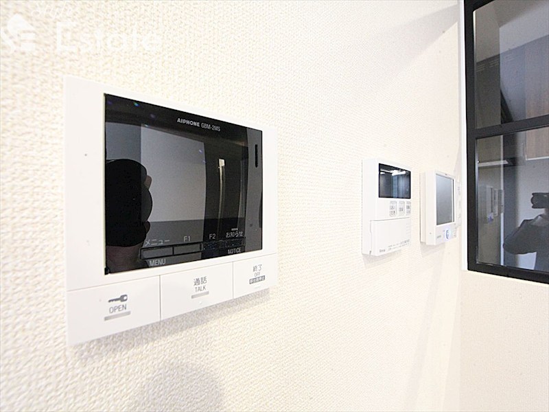 セキュリティ　モニター付きインターホン